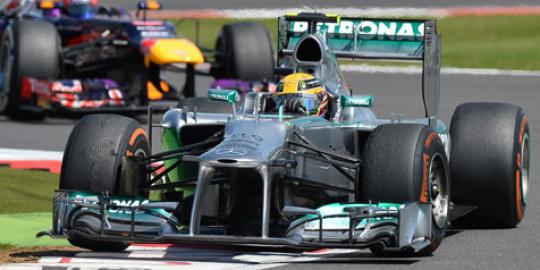 Hamilton Tercepat di Sesi Latihan Perdana F1 GP Spanyol