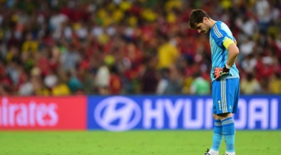 Iker Casillas Meminta Maaf Kepada Suporter