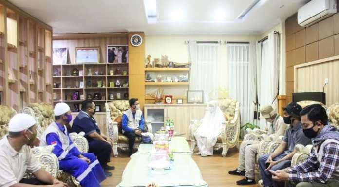 Tim AMCF Sulsel saat bertemu Bupati Lutra Indah Putri Indriani