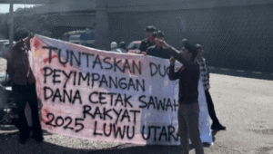 Aksi Mahasiswa Luwu Utara