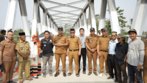 Bupati Lutra Hadiri Syukuran Jembatan Merah Putih Lawewe–Salujambu