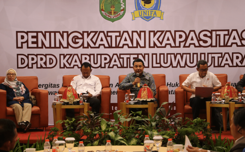 Bupati Luwu Utara Buka Bimtek DPRD