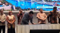 Bupati Luwu Utara Teken Pakta Integritas RDTR di Makassar