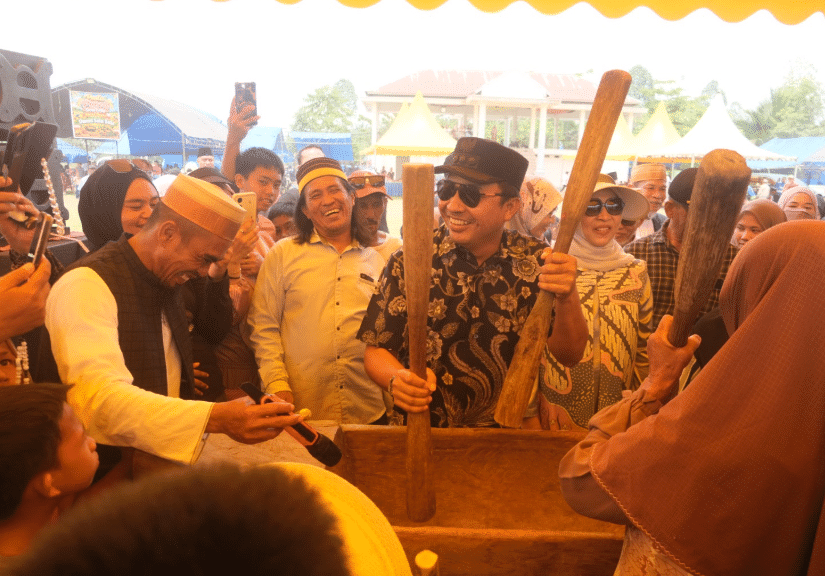Pesta Panen Desa Laba dan Lapapa Meriah